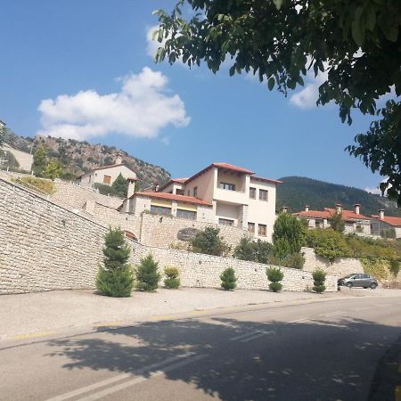 Καστρο Πετρινα Σαλε Καλαβρυτα Villa Kalavryta Luaran gambar